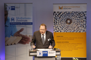 Herr Präsident Michael Then, RAK München © Goran Gajanin, IHK Herr Präsident Michael Then, RAK München © Goran Gajanin, IHK