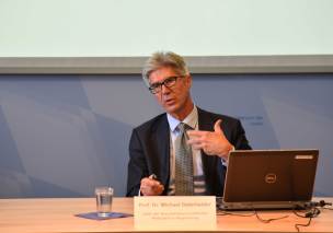 Prof. Dr. Michael Osterheider Prof. Dr. Michael Osterheider