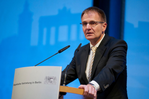 Generalbundesanwalt Dr. Peter Frank © Bayerische Staatskanzlei | Henning Schacht Generalbundesanwalt Dr. Peter Frank © Bayerische Staatskanzlei | Henning Schacht