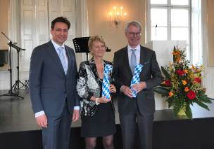 Justizminister Georg Eisenreich mit Präsidentin Dr. Andrea Schmidt und dem Präsidenten des Bayerischen Obersten Landesgerichts Dr. Hans-Joachim Heßler