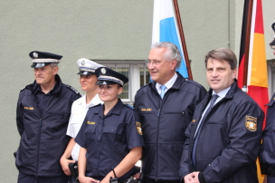 Bayerns Innenminister Herrmann und Bayerns Justizminister Bausback während der Pressekonferenz Bayerns Innenminister Herrmann und Bayerns Justizminister Bausback während der Pressekonferenz