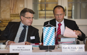 v.l.: Bayerns Justizminister Prof. Dr. Winfried Bausback, Amtschef Prof. Dr. Frank Arloth © Justizministerium Baden-Württemberg