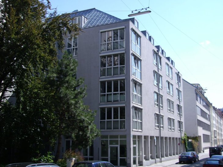 Das Justizgebäude in der Linprunstraße (Bildersteller Okfm)