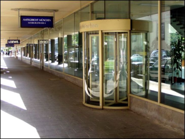 Eingang Gerichtsgebäude Maxburgstraße Eingang Gerichtsgebäude Maxburgstraße