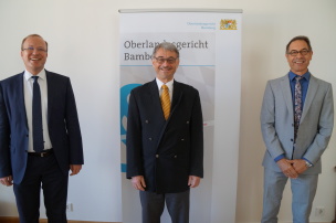 Foto 2 Arbeitsgespräch Von Links Dr. Brus _ Hr. Weigel.jpg