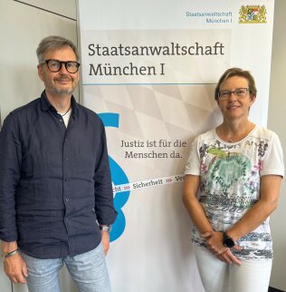 Bild Herr Santl Und Frau Juttner