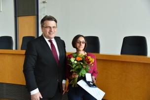 v.l.: Bayerns Justizminister Prof. Dr. Winfried Bausback, Nazan Simsek v.l.: Bayerns Justizminister Prof. Dr. Winfried Bausback, Nazan Simsek