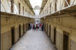 Wo die Angeklagten der Nürnberger Prozesse auf ihr Urteil warteten - die Führungen durch das historische Zellengefängnis waren sehr gefragt (Tag der offenen Tür in Nürnberg, 22. Mai 2014) Wo die Angeklagten der Nürnberger Prozesse auf ihr Urteil warteten - die Führungen durch das historische Zellengefängnis waren sehr gefragt (Tag der offenen Tür in Nürnberg, 22. Mai 2014)